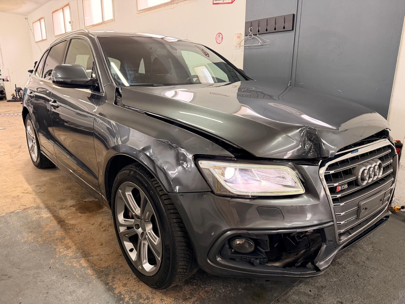 AUDI SQ5 3.0 TDI plus quattro tiptronic-image-0