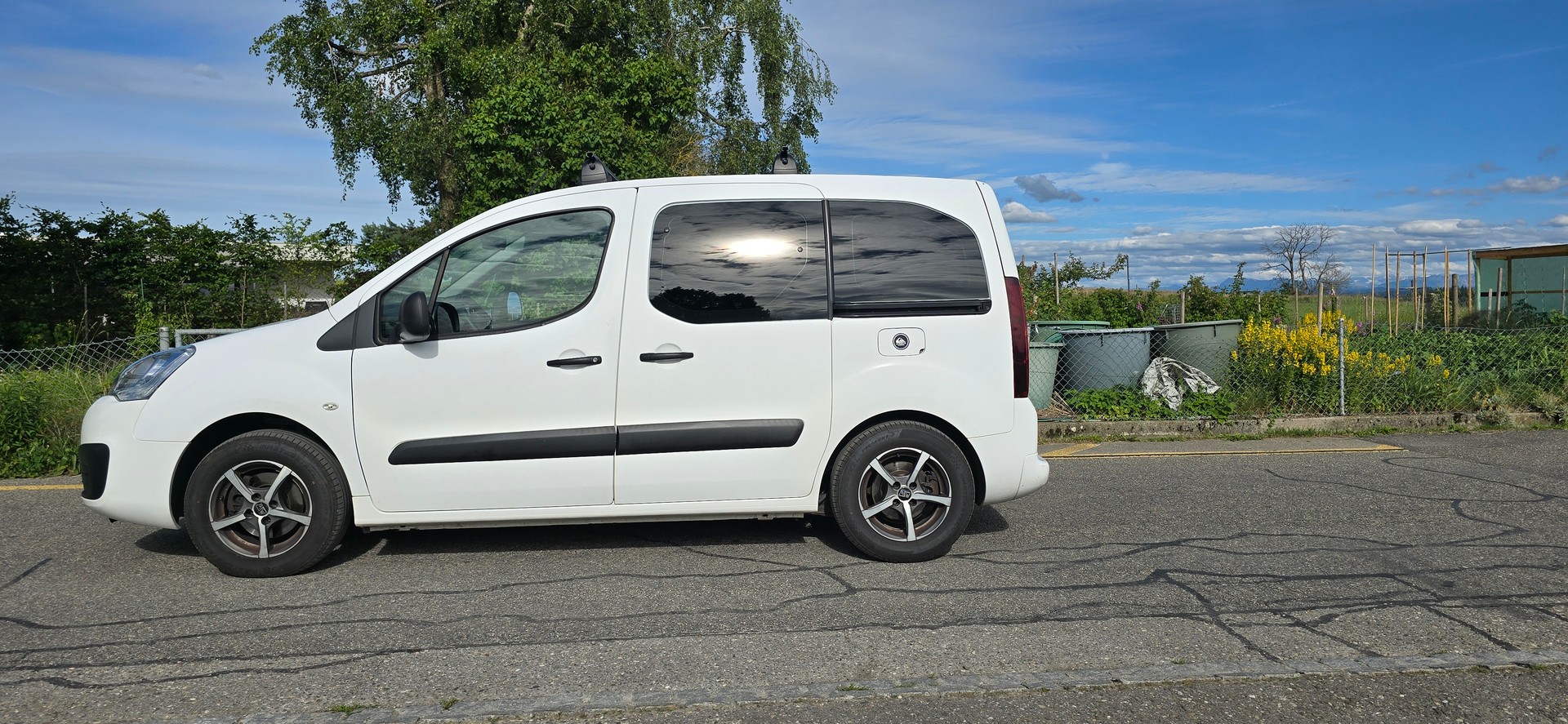 CITROEN Berlingo 1.2i Feel-image-3