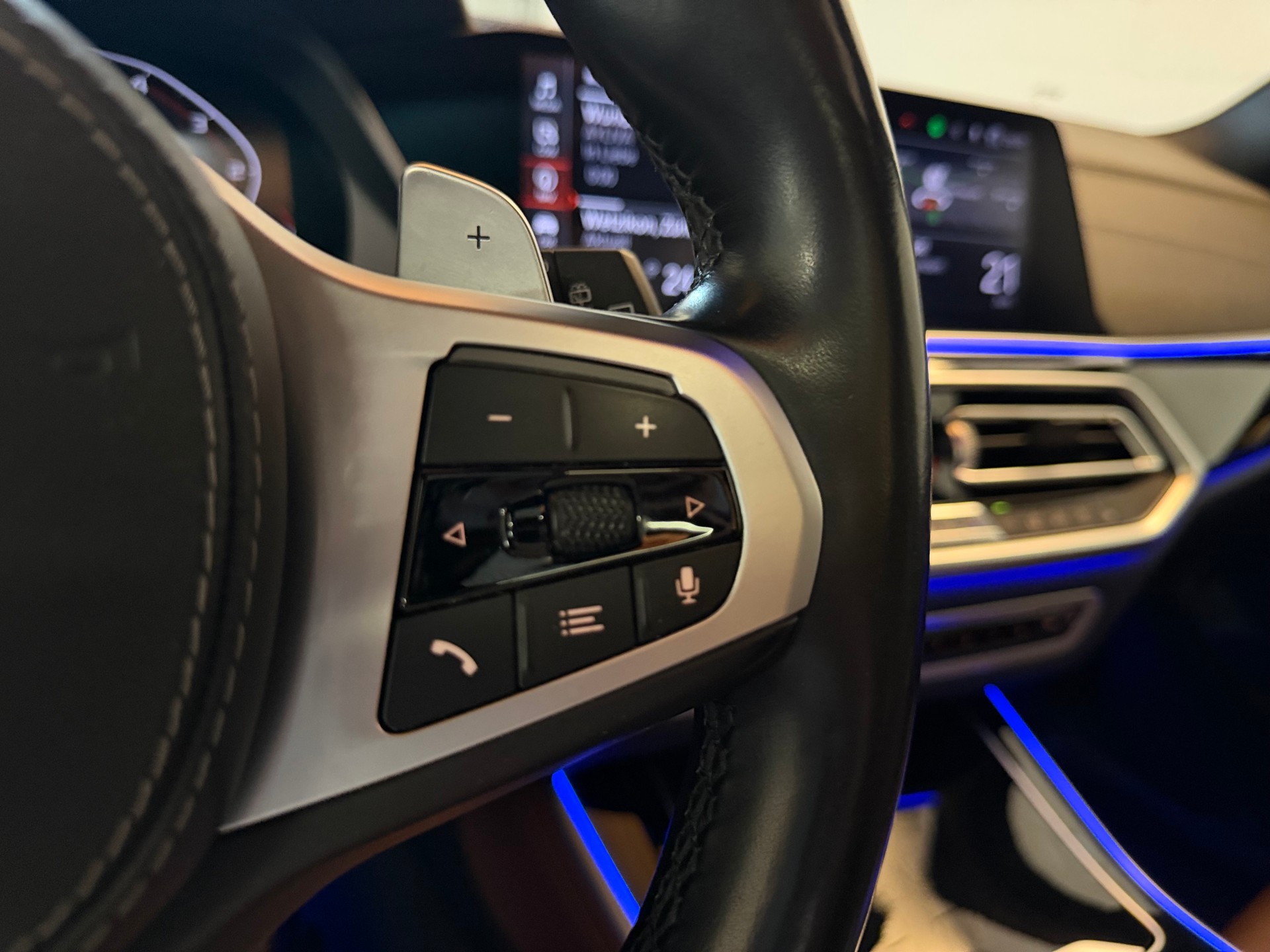 BMW X5 xDrive M50d Steptronic-image-22