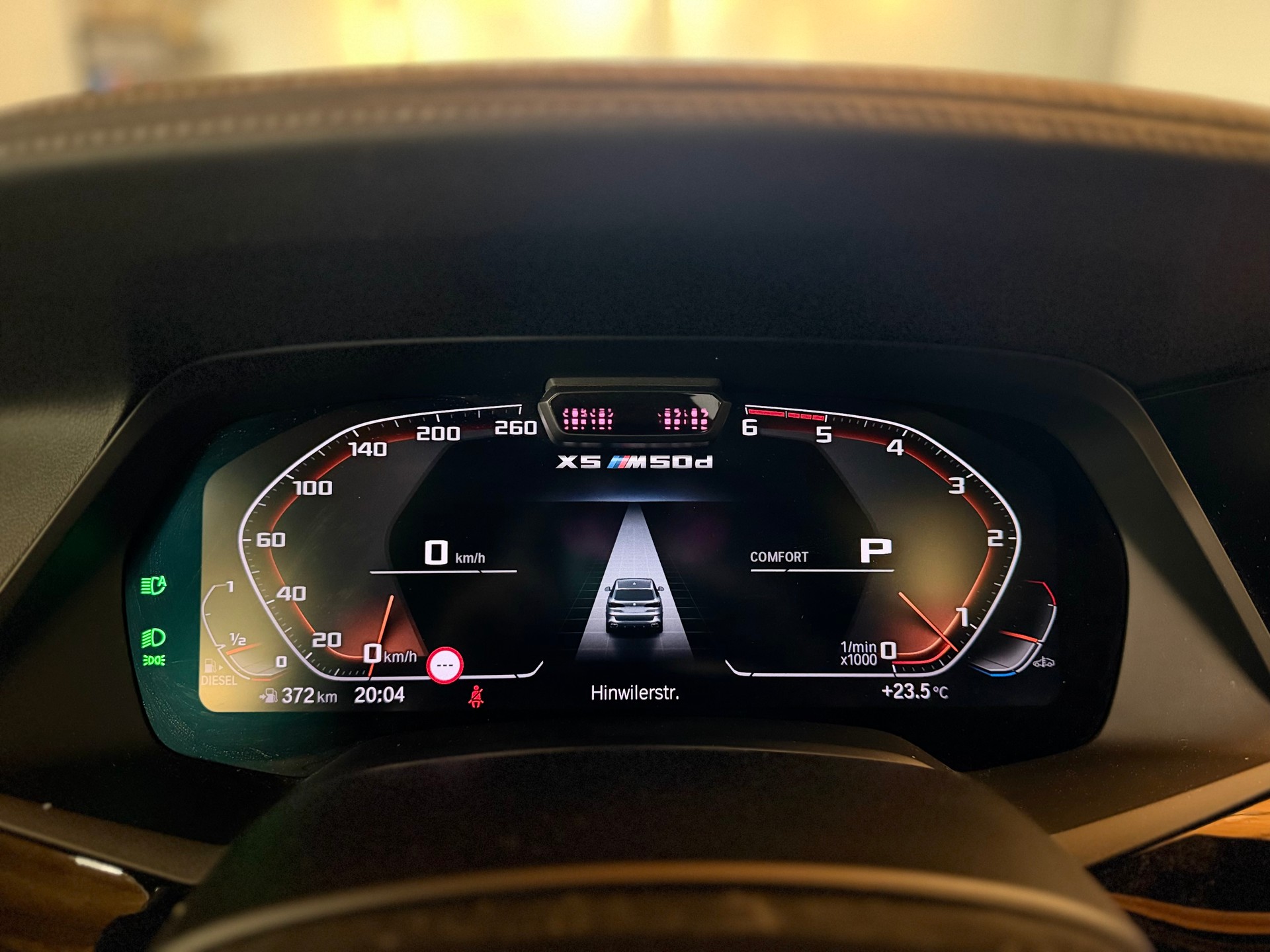 BMW X5 xDrive M50d Steptronic-image-16