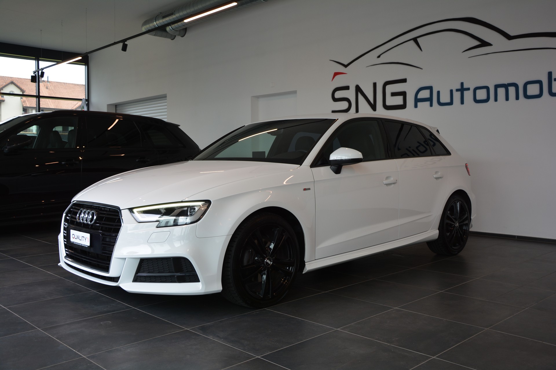 AUDI A3 Sportback 2.0 TDI Sport S-tronic S-Line-image-1