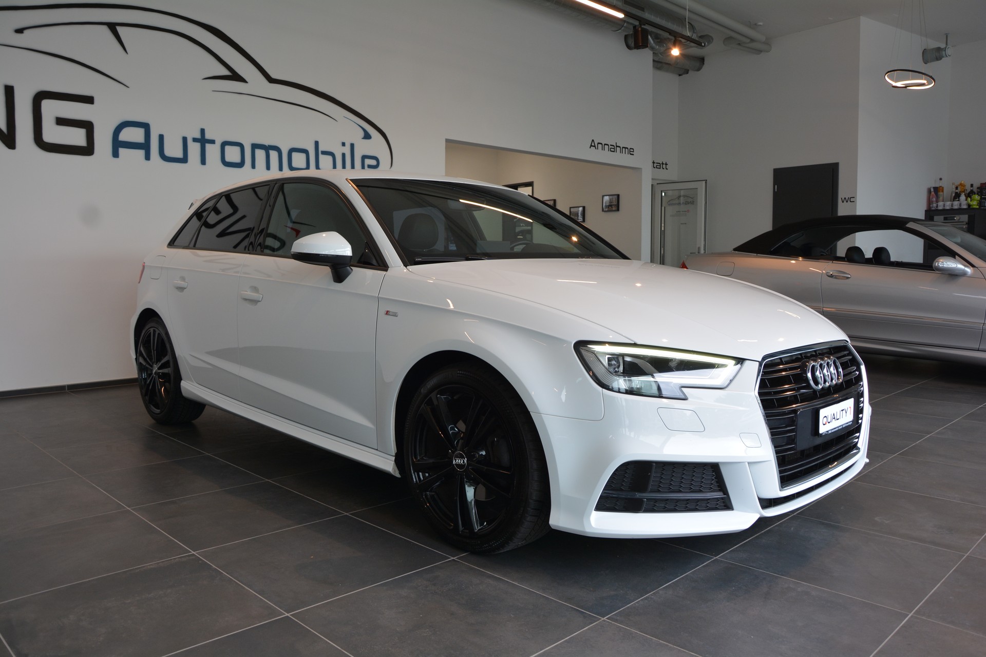AUDI A3 Sportback 2.0 TDI Sport S-tronic S-Line-image-7