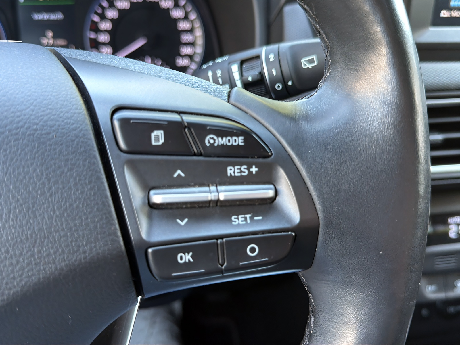 HYUNDAI Kona 1.6 T-GDi Launch Plus 4WD DCT-image-22