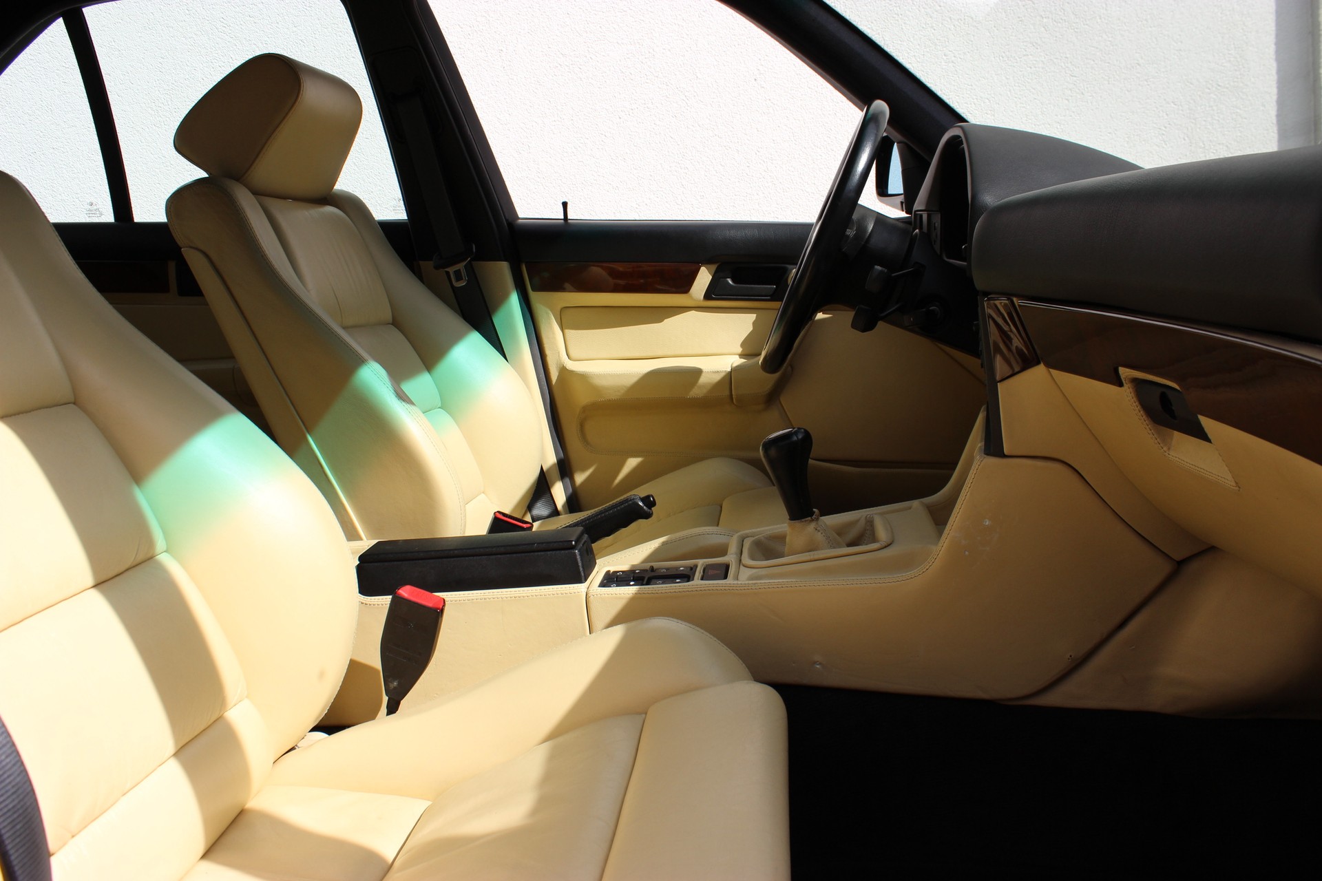 BMW M5-image-3