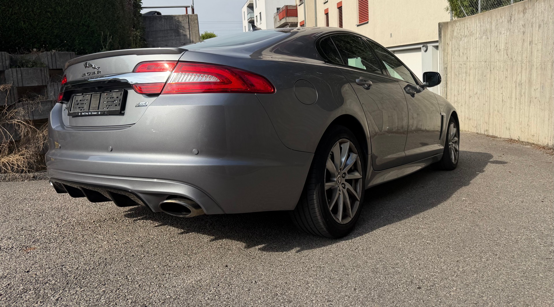 JAGUAR XF 3.0 V6 S/C 4x4 By Jaguar Sport-image-5