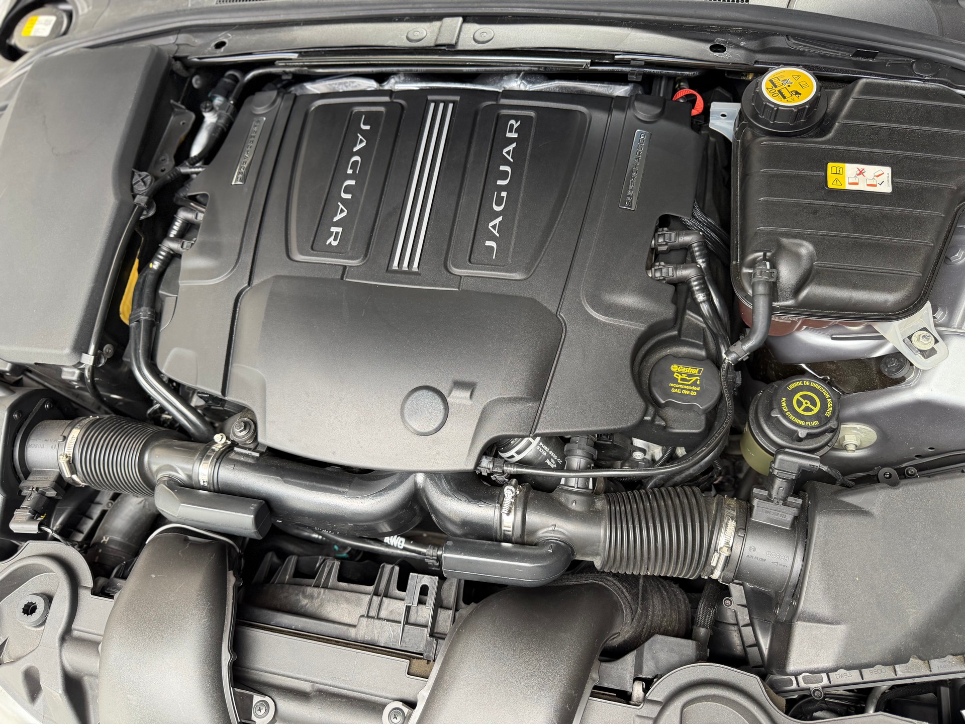 JAGUAR XF 3.0 V6 S/C 4x4 By Jaguar Sport-image-11