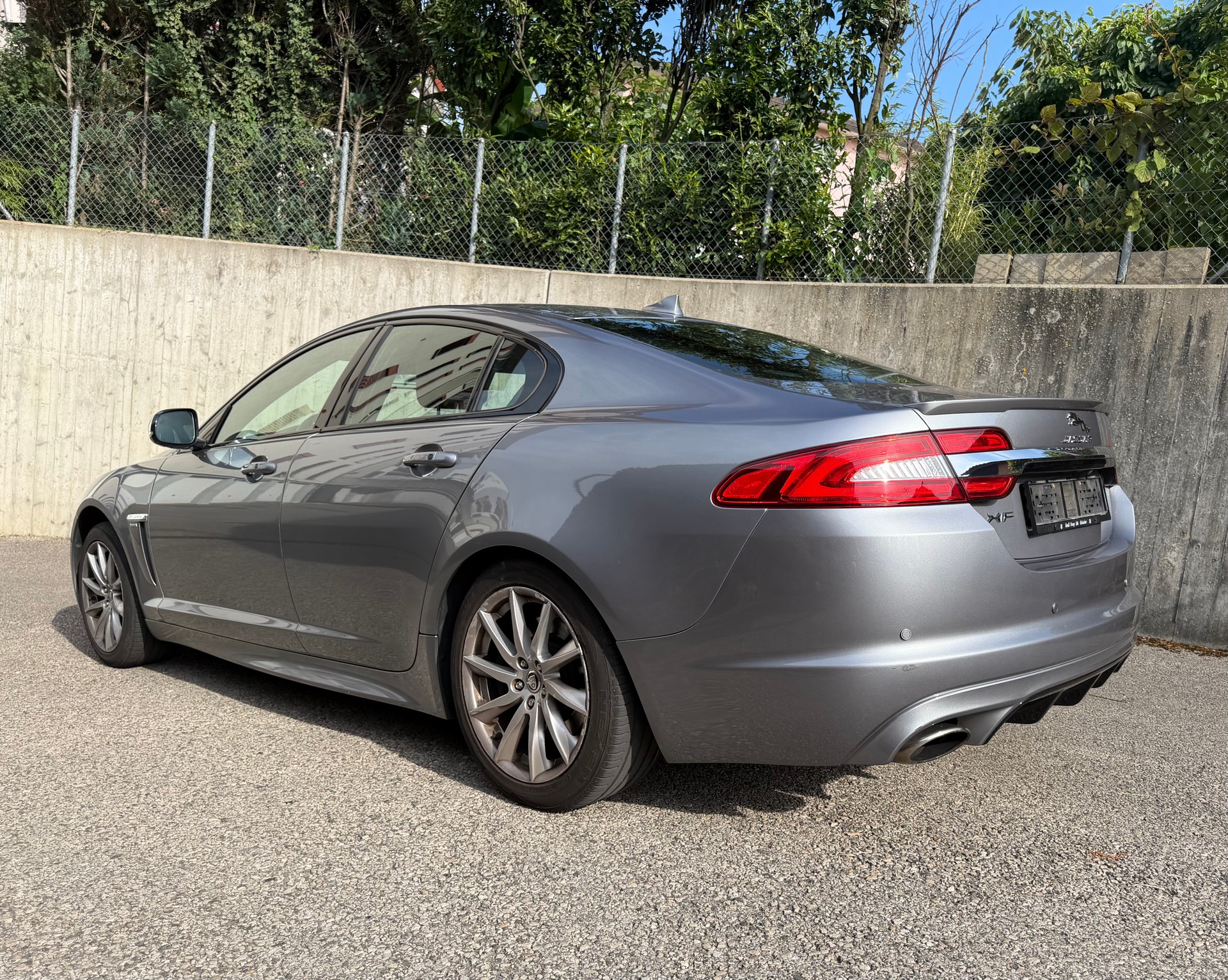 JAGUAR XF 3.0 V6 S/C 4x4 By Jaguar Sport-image-3