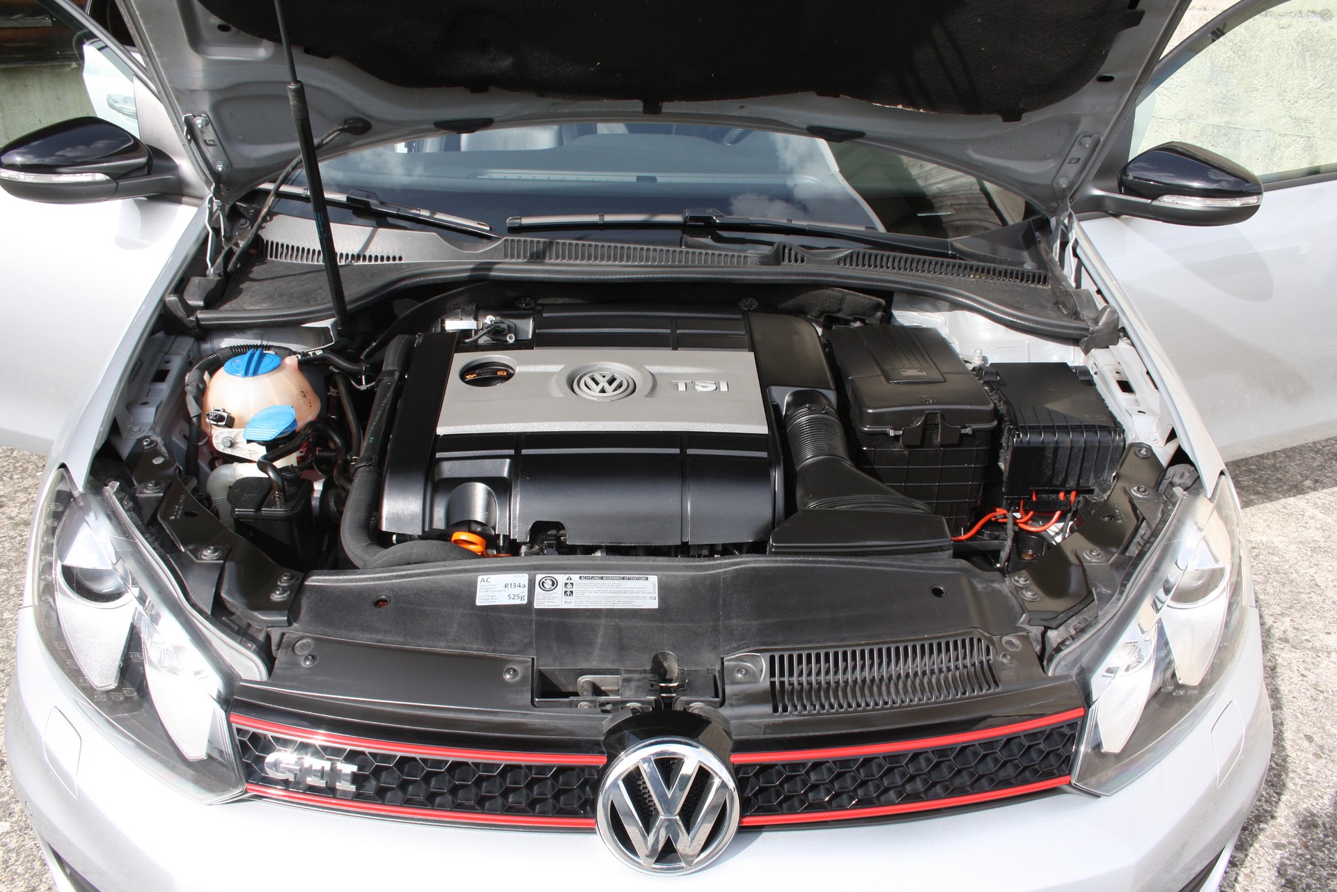 VW Golf 2.0 TSI GTI Edition 35-image-15