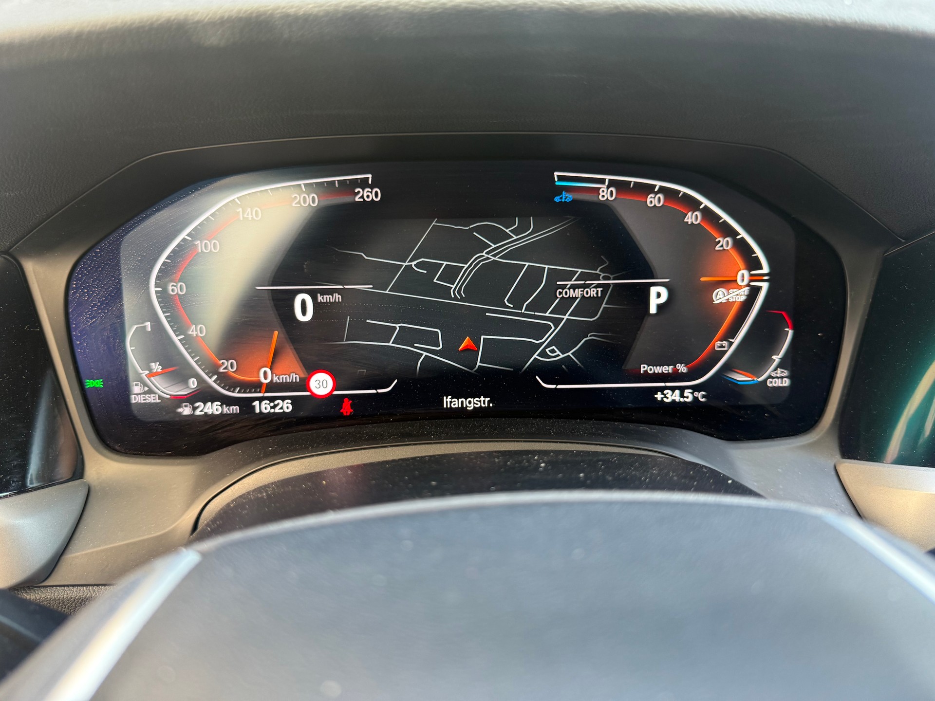 BMW 320d xDrive 48V Touring Steptronic Head-up, RF Kamera-image-8