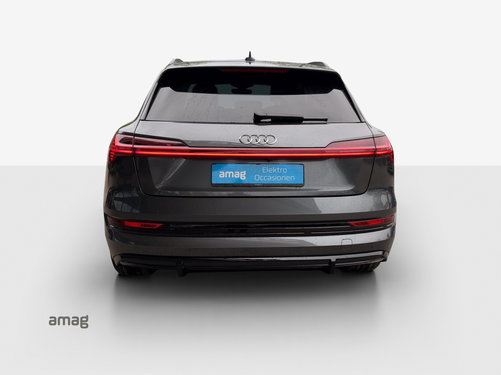 AUDI e-tron 50 S Line Attraction quattro-image-4