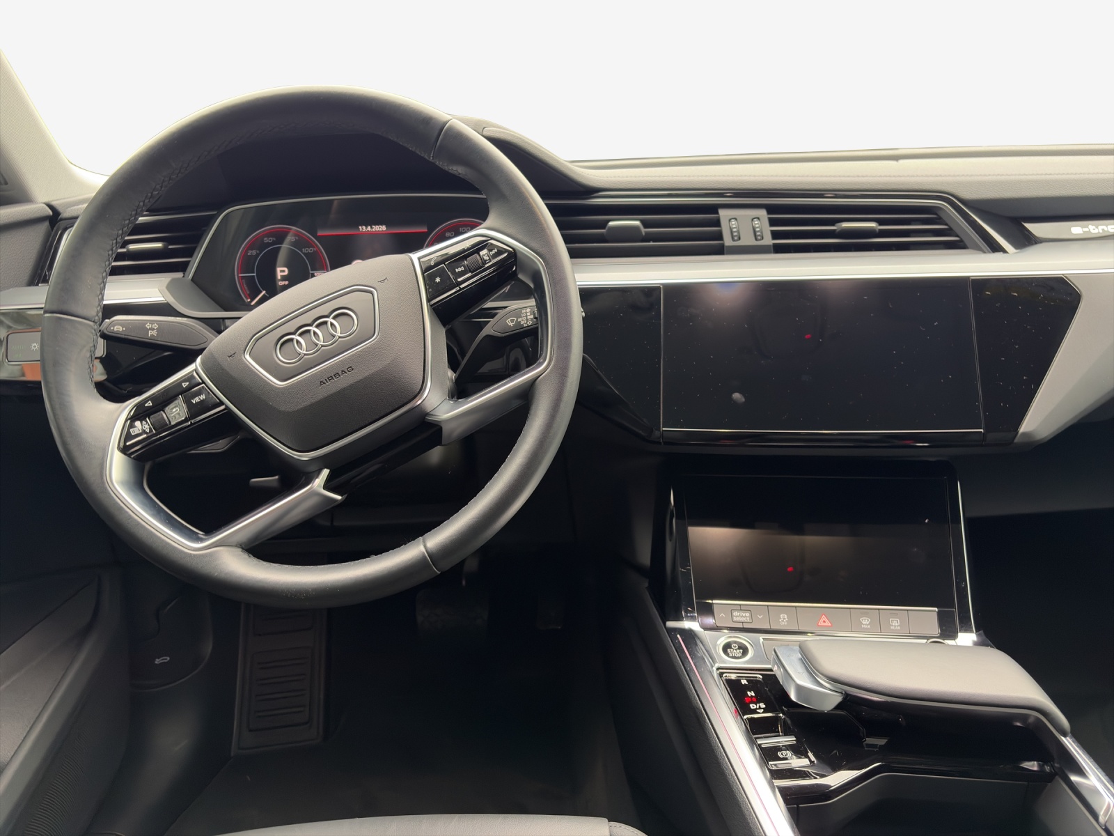 AUDI e-tron 50 S Line Attraction quattro-image-9