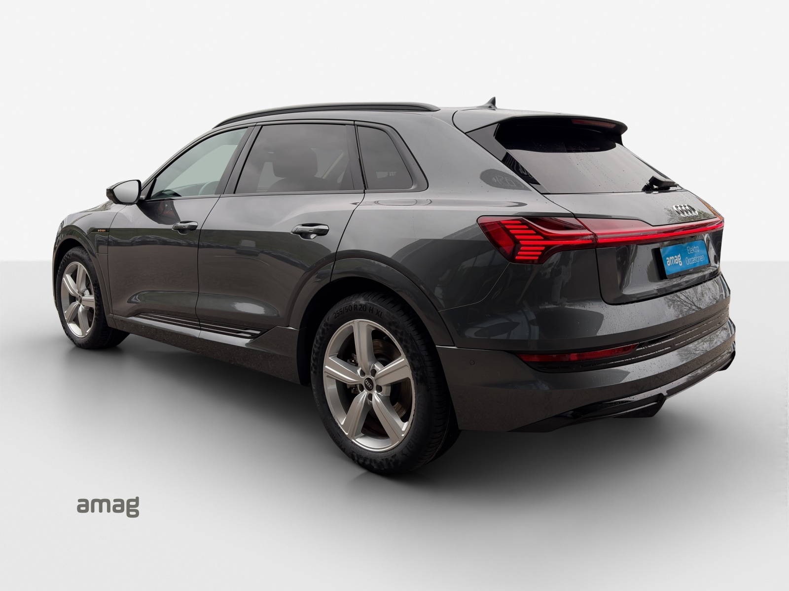 AUDI e-tron 50 S Line Attraction quattro-image-2