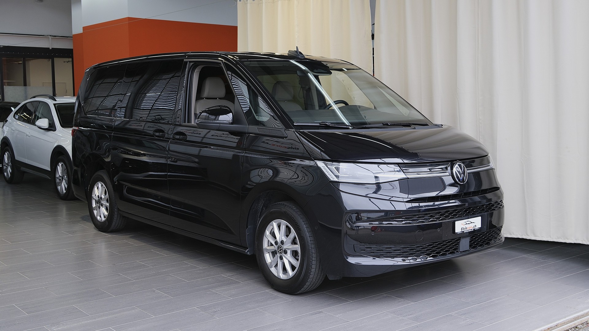 VW Multivan 2.0 TDI Life DSG Lang * 8 Sitzplätze *-image-28