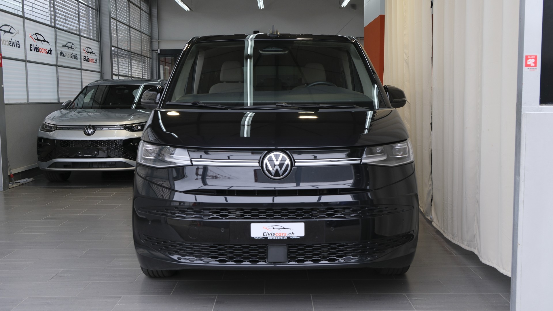 VW Multivan 2.0 TDI Life DSG Lang * 8 Sitzplätze *-image-29