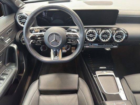 MERCEDES-BENZ A AMG 35 4Matic 8G-DCT-image-7