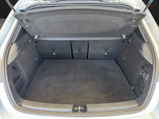 MERCEDES-BENZ A AMG 35 4Matic 8G-DCT-image-12