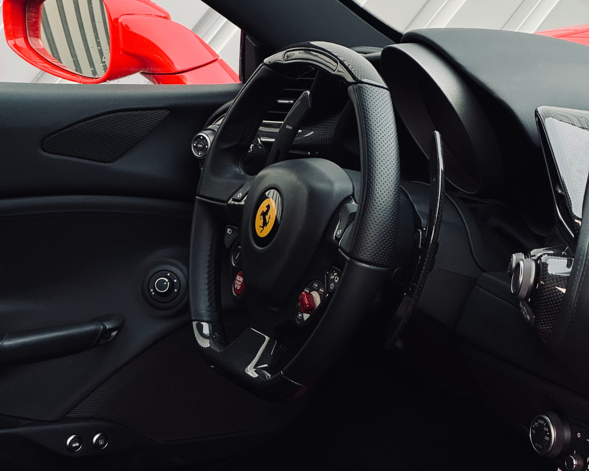 FERRARI 488 GTB 3.9 V8-image-6