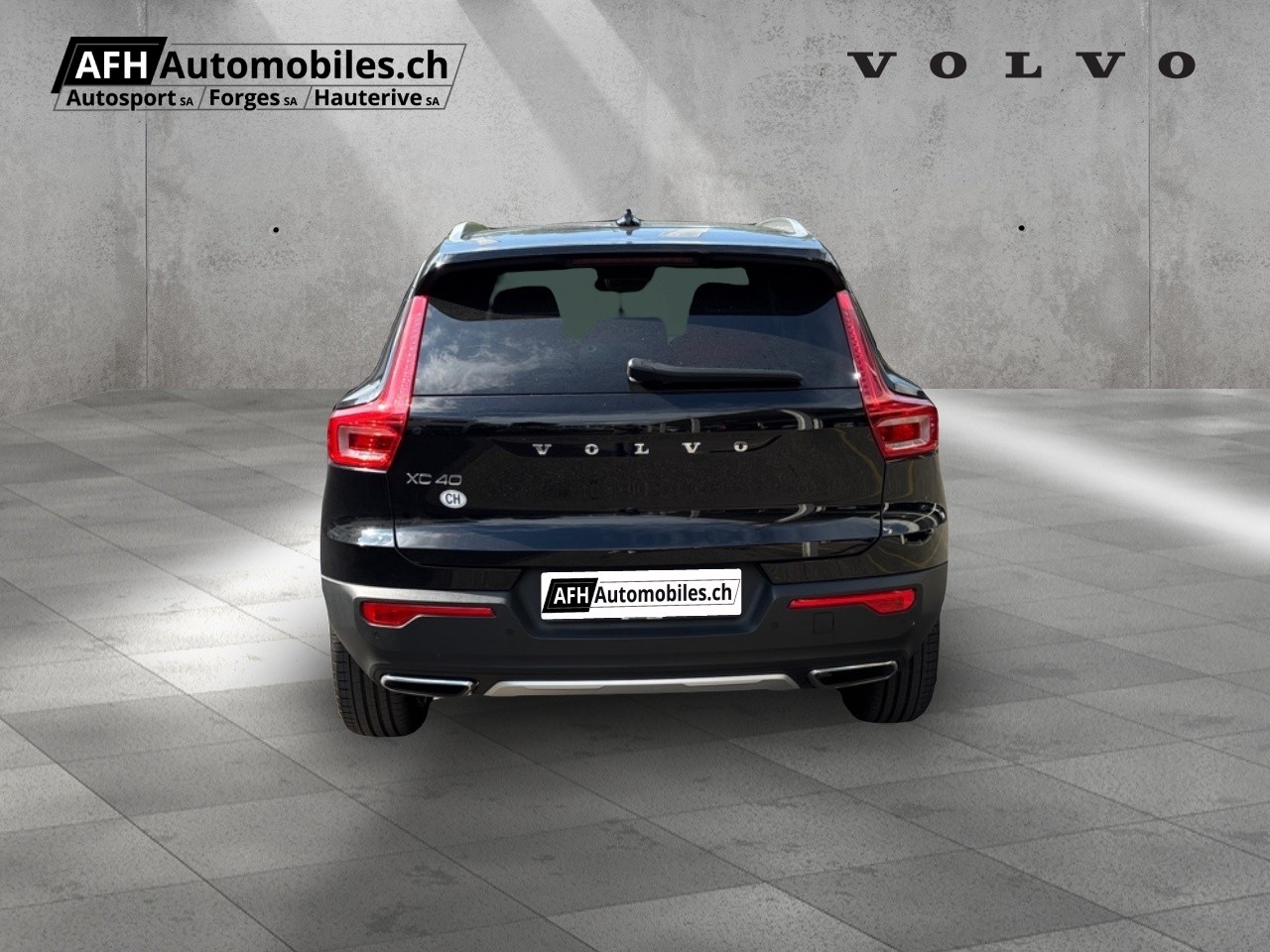 VOLVO XC40 2.0 T5 Inscription AWD-image-3