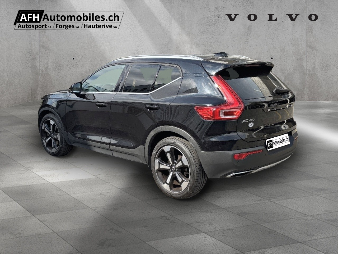VOLVO XC40 2.0 T5 Inscription AWD-image-2