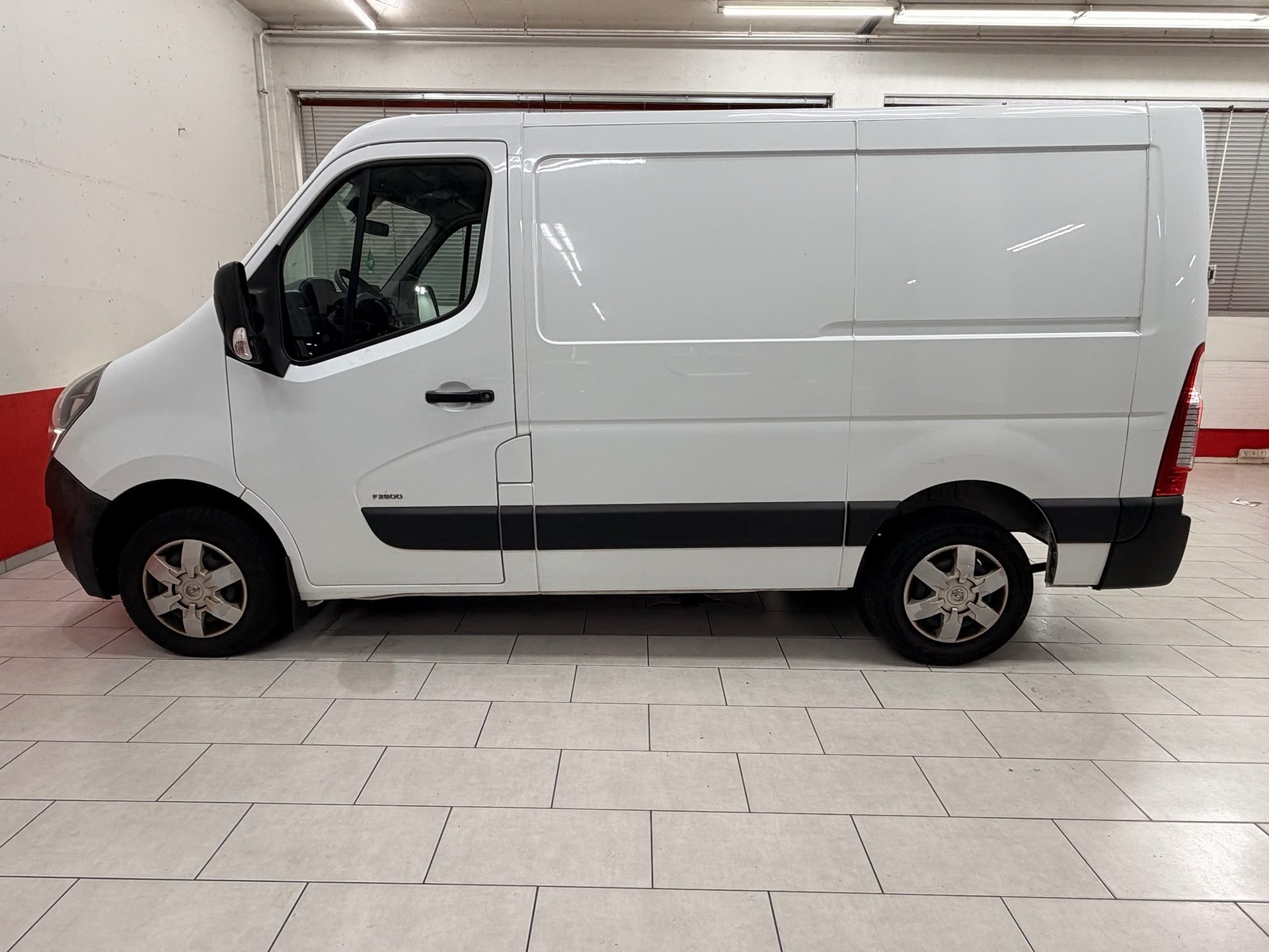 OPEL MOVANO-image-1
