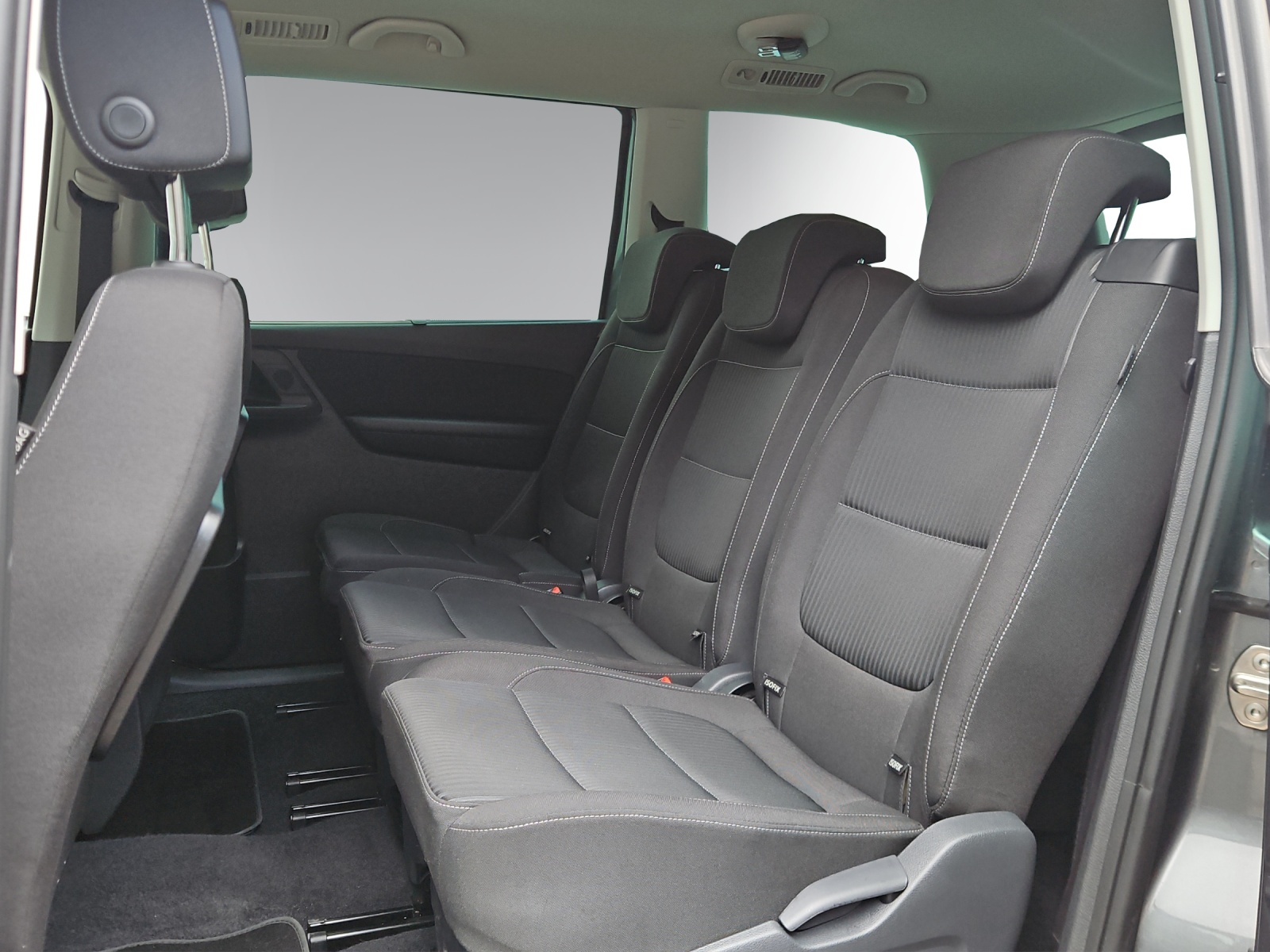 SEAT Seat Alhambra Style 4X4-image-12
