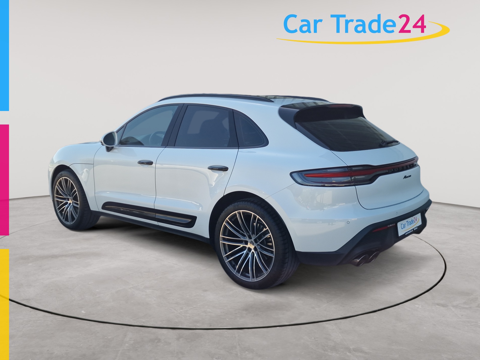 PORSCHE Macan PDK-showroom-element-3
