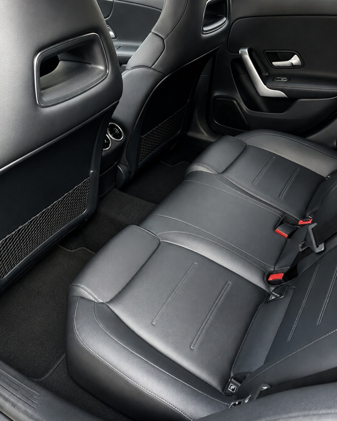 MERCEDES-BENZ A 180 7G-DCT-image-6
