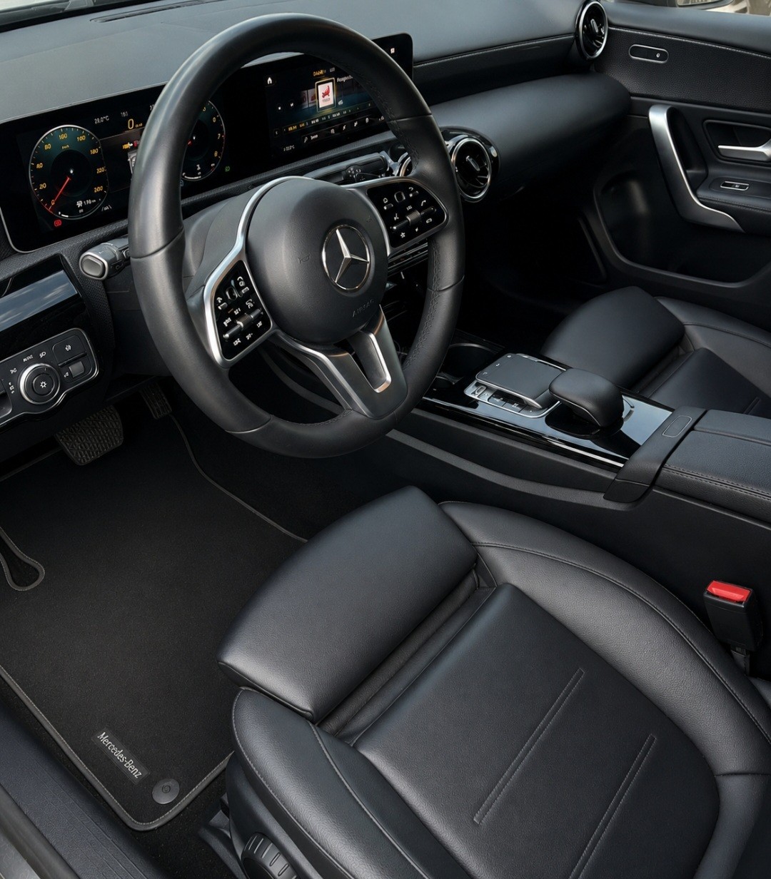 MERCEDES-BENZ A 180 7G-DCT-image-7
