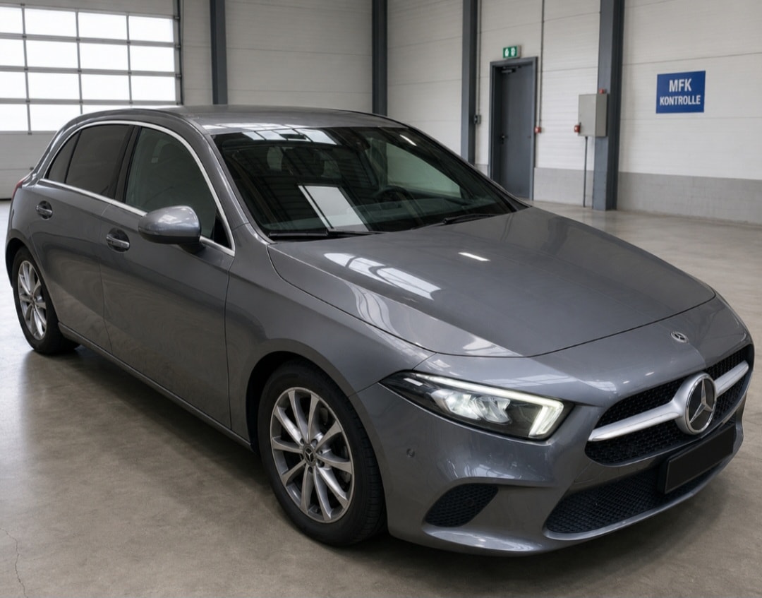 MERCEDES-BENZ A 180 7G-DCT-image-1