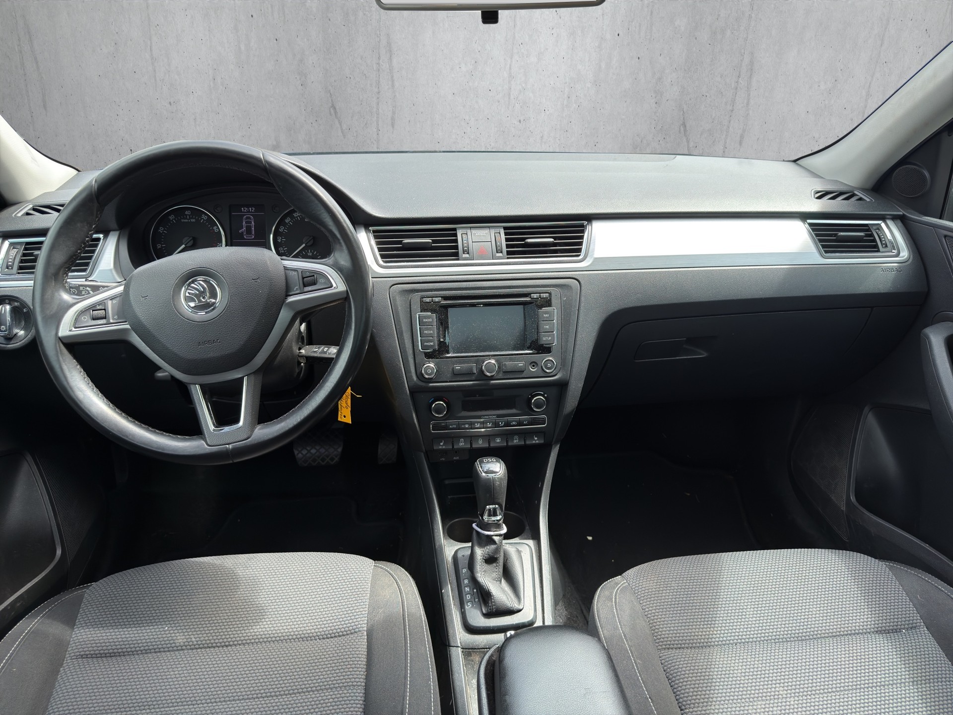 SKODA Rapid Spaceback 1.4 TSI Swiss Ed. DSG-image-9