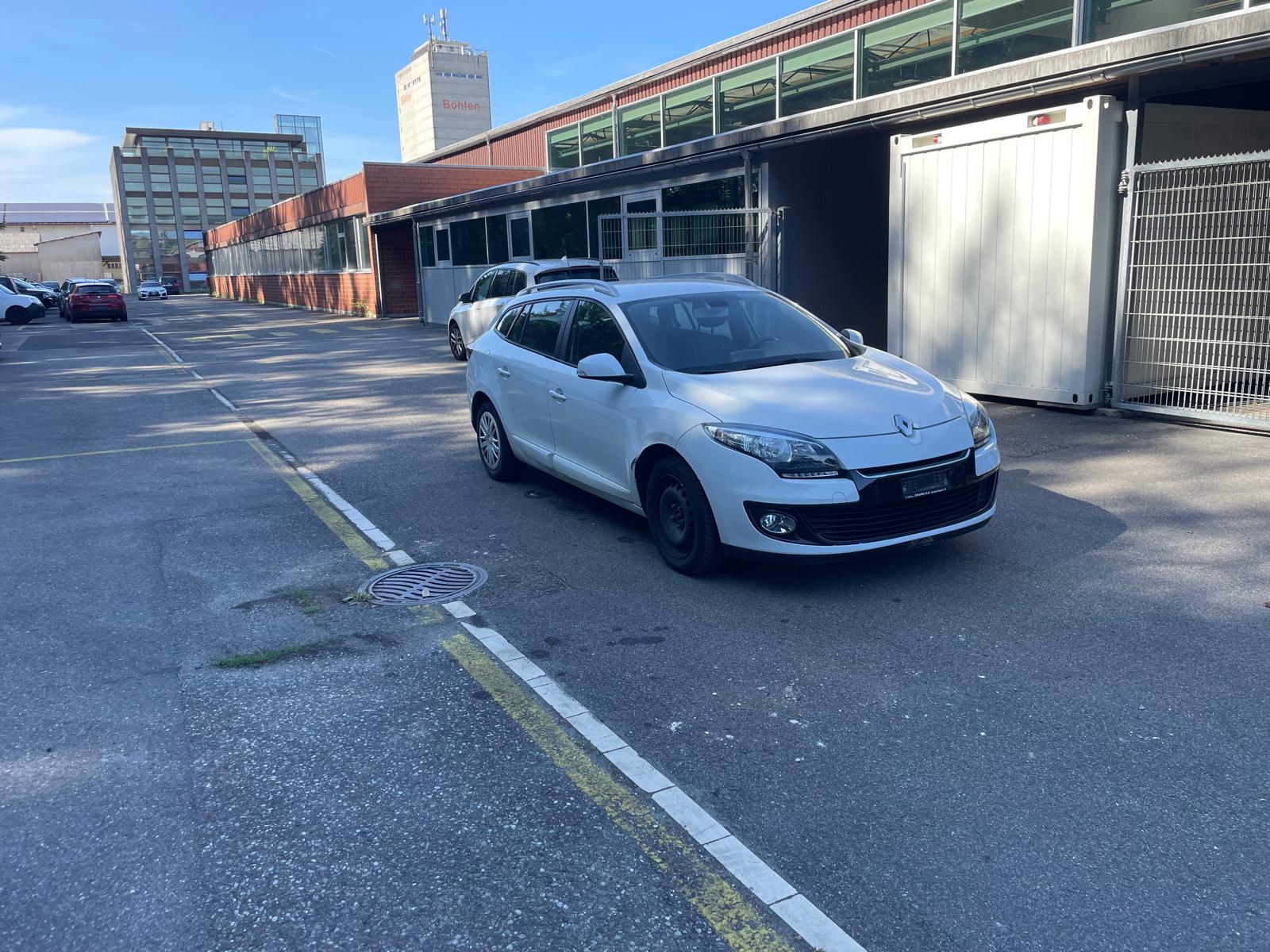 RENAULT Mégane Grandtour 1.2 16V Turbo Energy-image-1