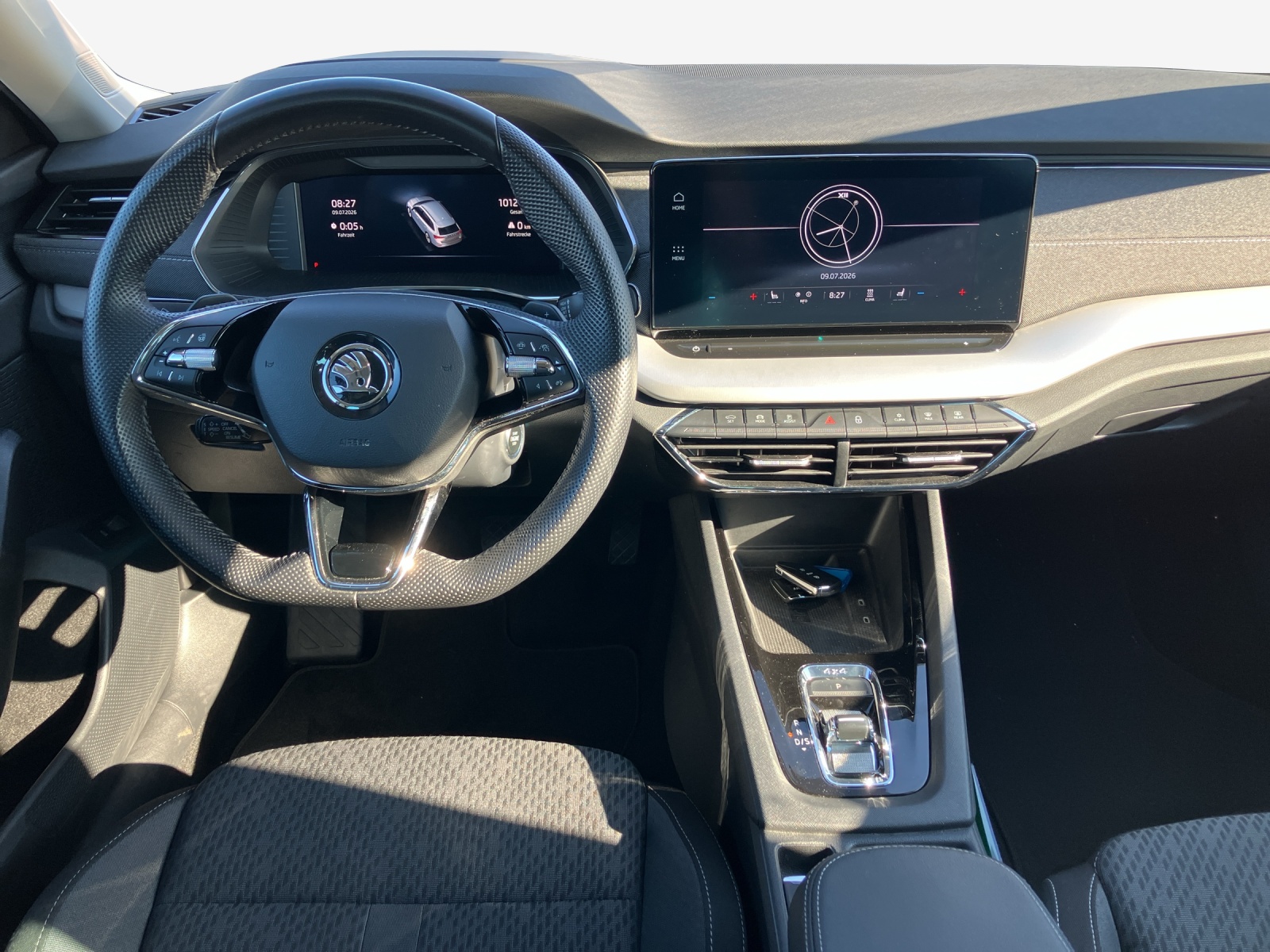 SKODA Octavia Combi 2.0 TSI Style DSG 4x4-image-8