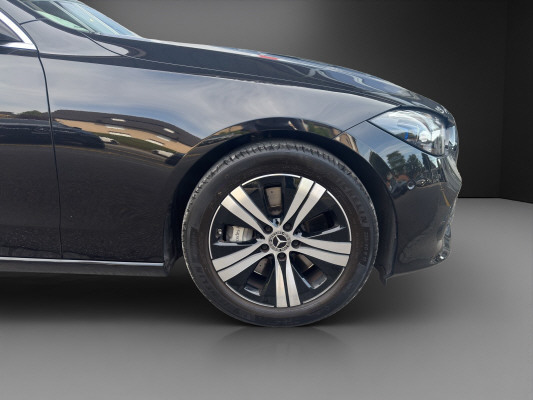 MERCEDES-BENZ C 200 T Avantgarde-image-5