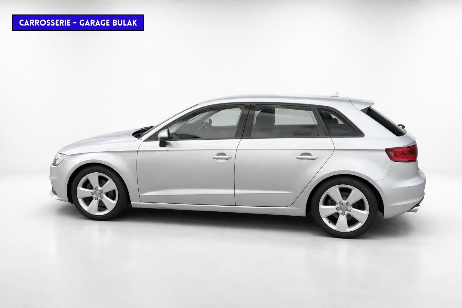 AUDI A3 Sportback 2.0 TDI Ambition quattro-image-6
