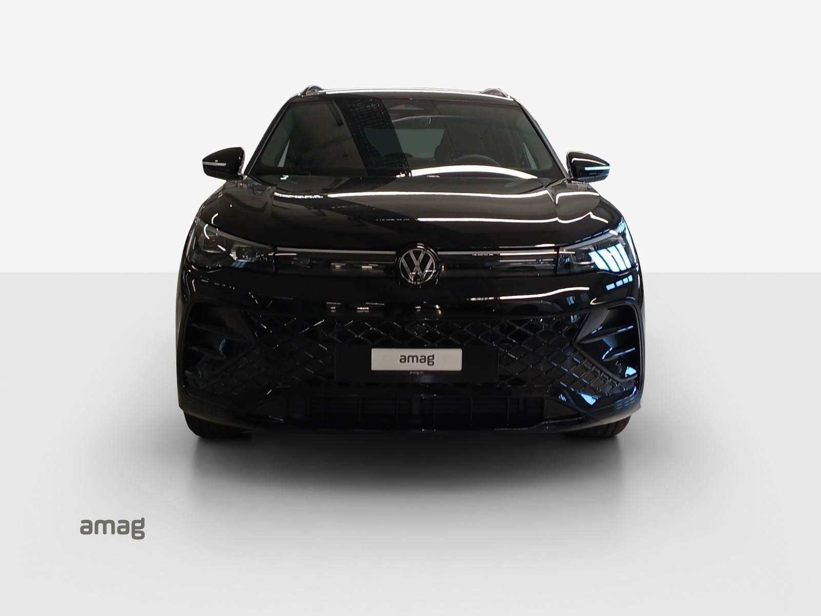 VW Tiguan 2.0 TDI SCR R-Line 4Motion DSG-image-6