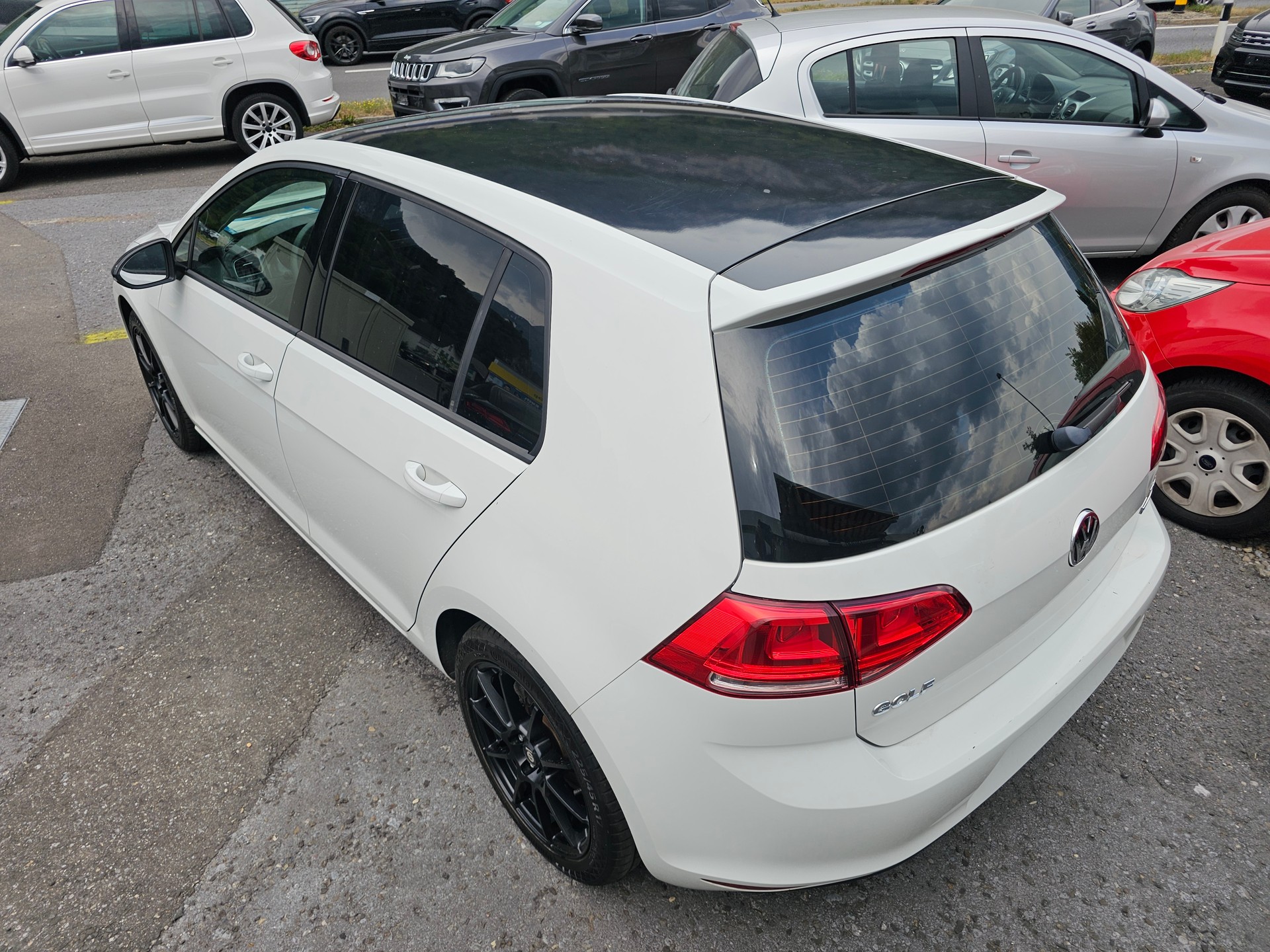 VW GOLF-image-6