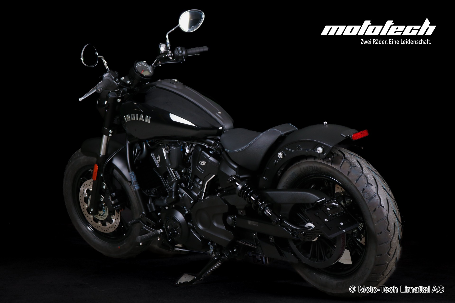 INDIAN Scout Sixty Bobber-showroom-element-3