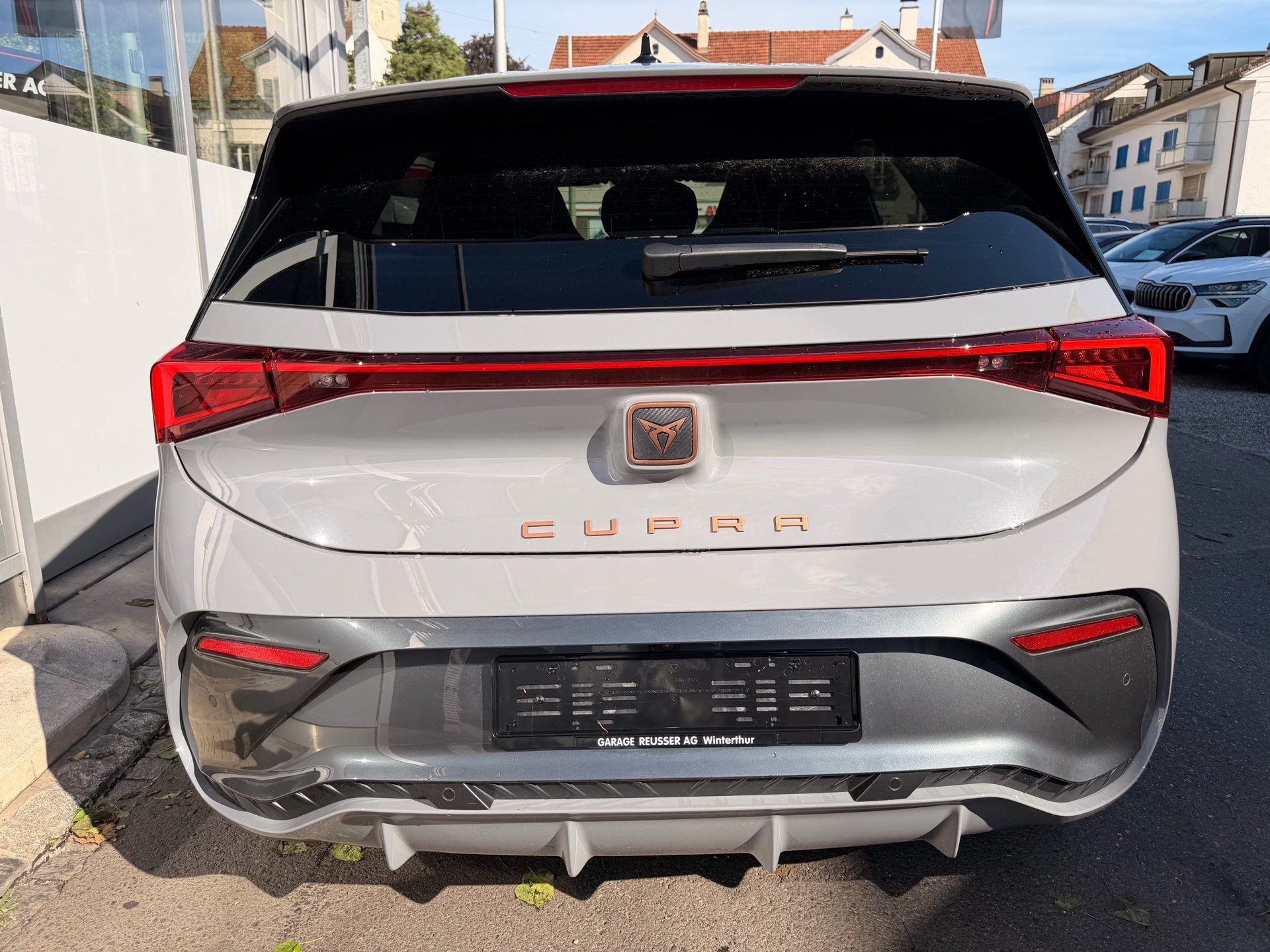 CUPRA Born 204 PS EDITION DYNAMIC *** 360 GRAD KAMERA & 5 JAHRE CUPRA HERSTELLERGARANTIE ***-image-4