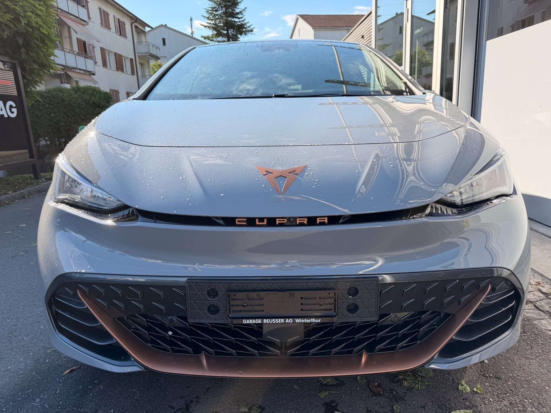 CUPRA Born 204 PS EDITION DYNAMIC *** 360 GRAD KAMERA & 5 JAHRE CUPRA HERSTELLERGARANTIE ***-showroom-element-1