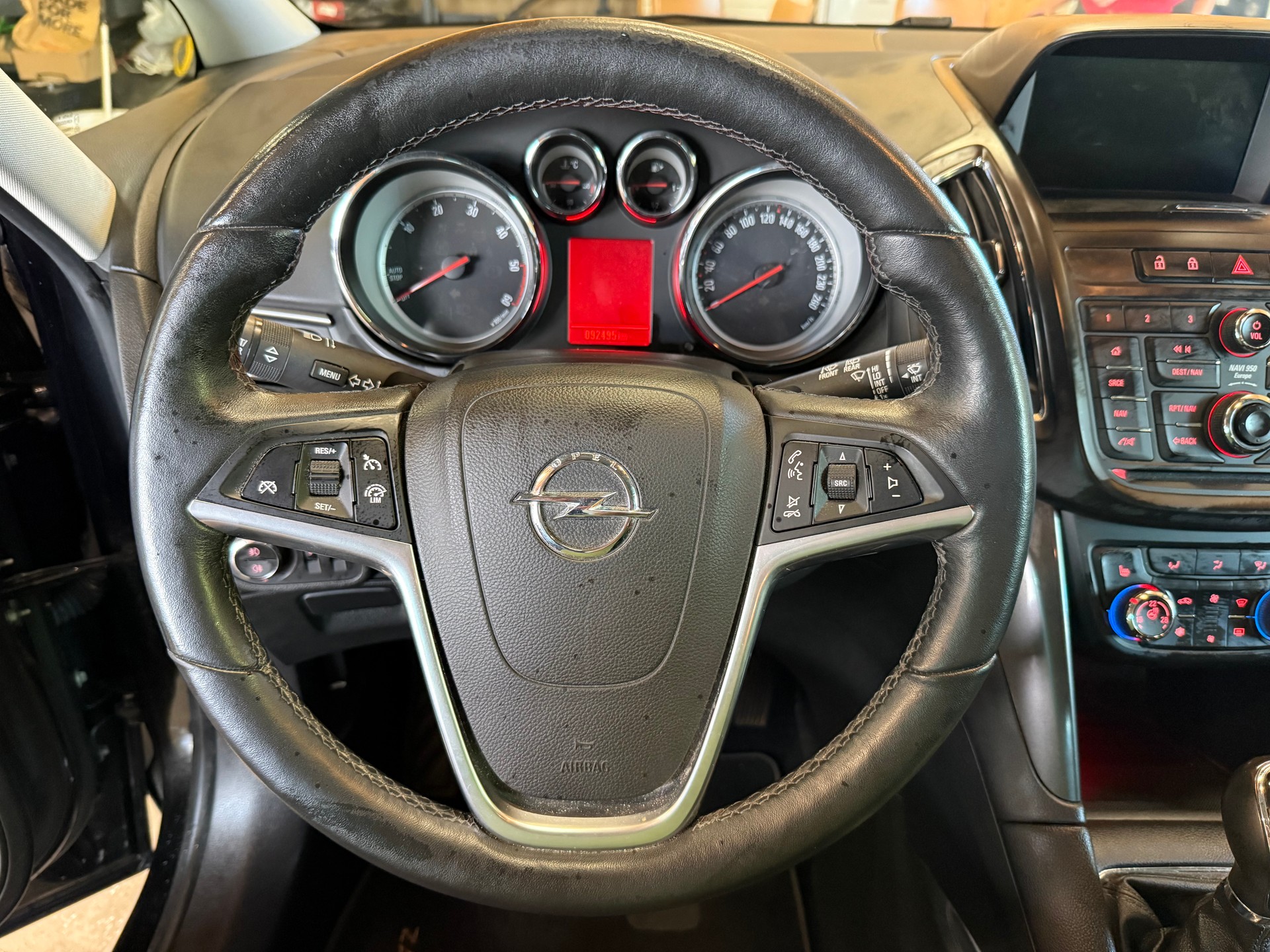 OPEL Zafira Tourer 1.6 CDTi Cosmo-image-10