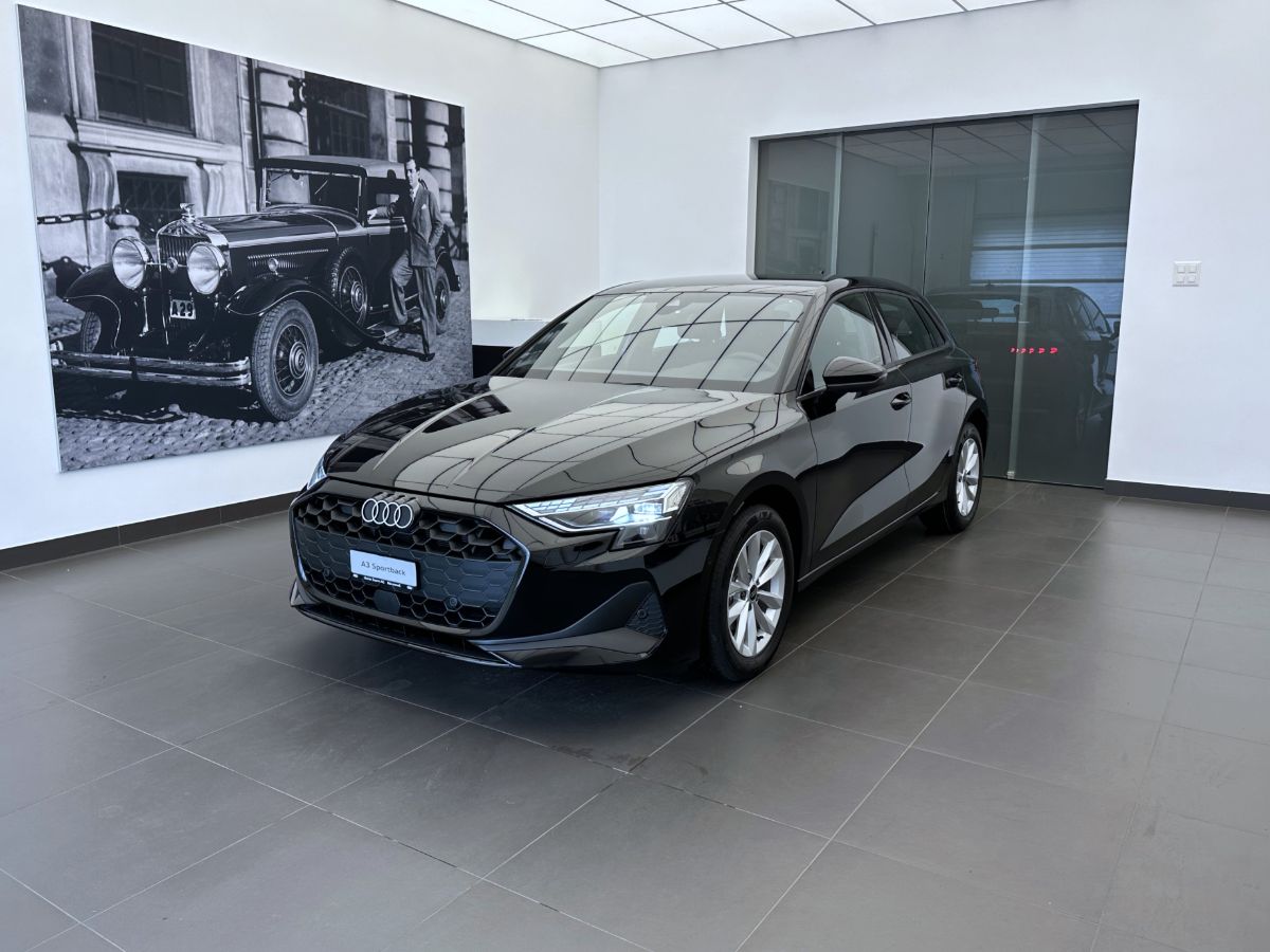 AUDI A3 Sportback TFSI 110 kW Attraction S tronic
