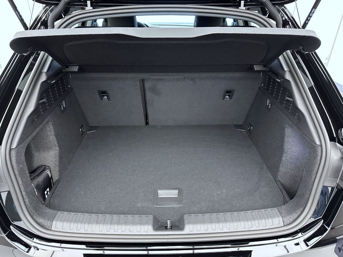 AUDI A3 Sportback TFSI 110 kW Attraction S tronic-image-19