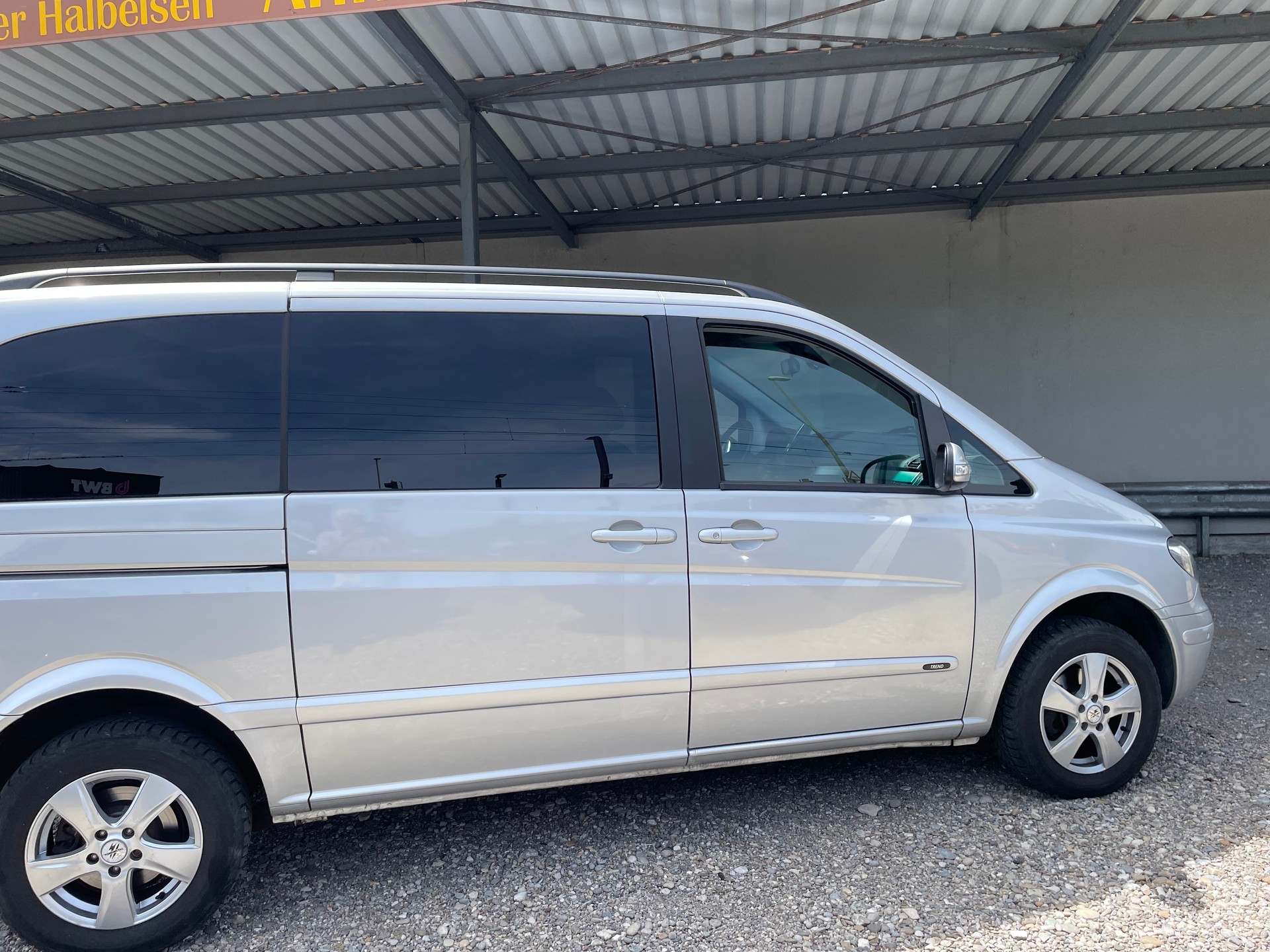 MERCEDES-BENZ Viano 2.2CDI Trend EL 4-Matic-image-3