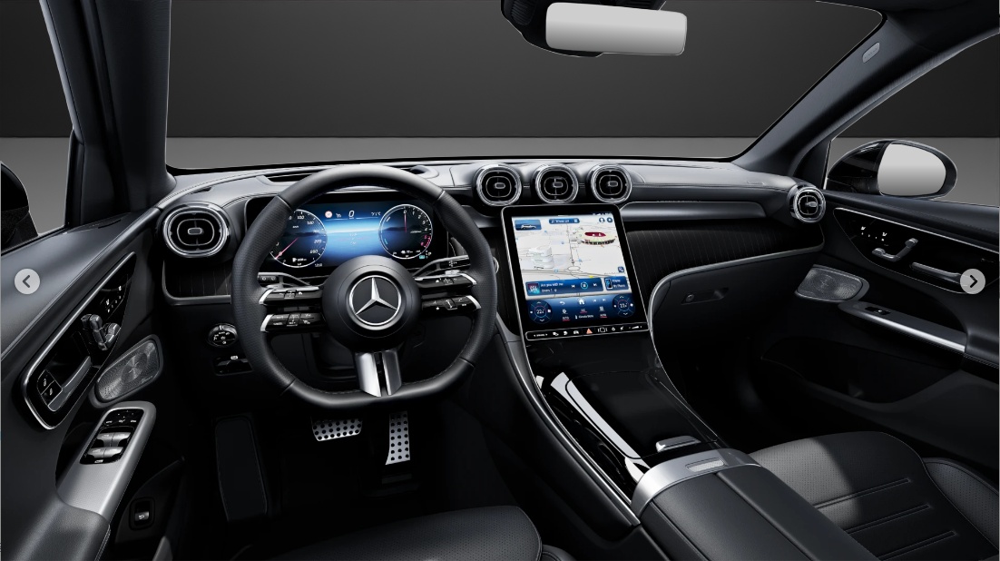 MERCEDES-BENZ GLC 300 de 4Matic 9G-Tronic-image-5