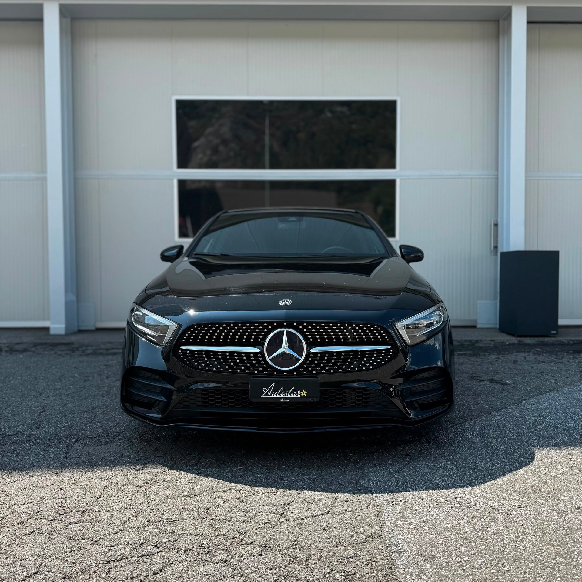 MERCEDES-BENZ A 180 AMG Line 7G-DCT-image-8