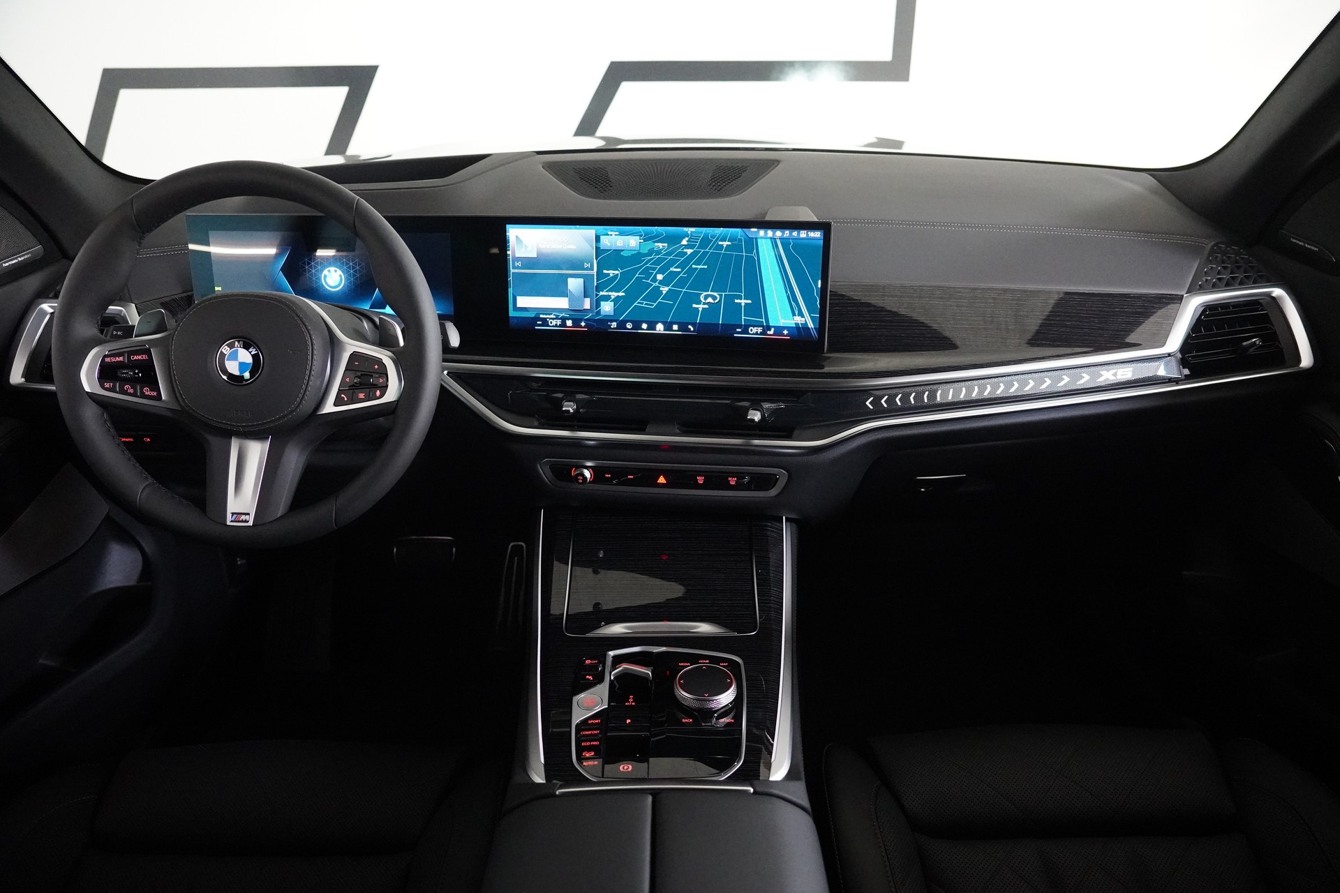 BMW X5 xDrive 48V 30d M Sport Steptronic-image-17