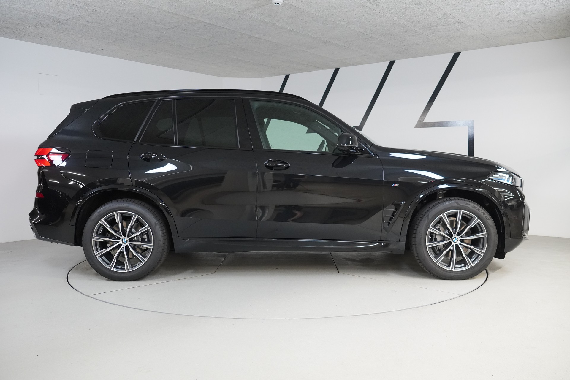 BMW X5 xDrive 48V 30d M Sport Steptronic-image-7