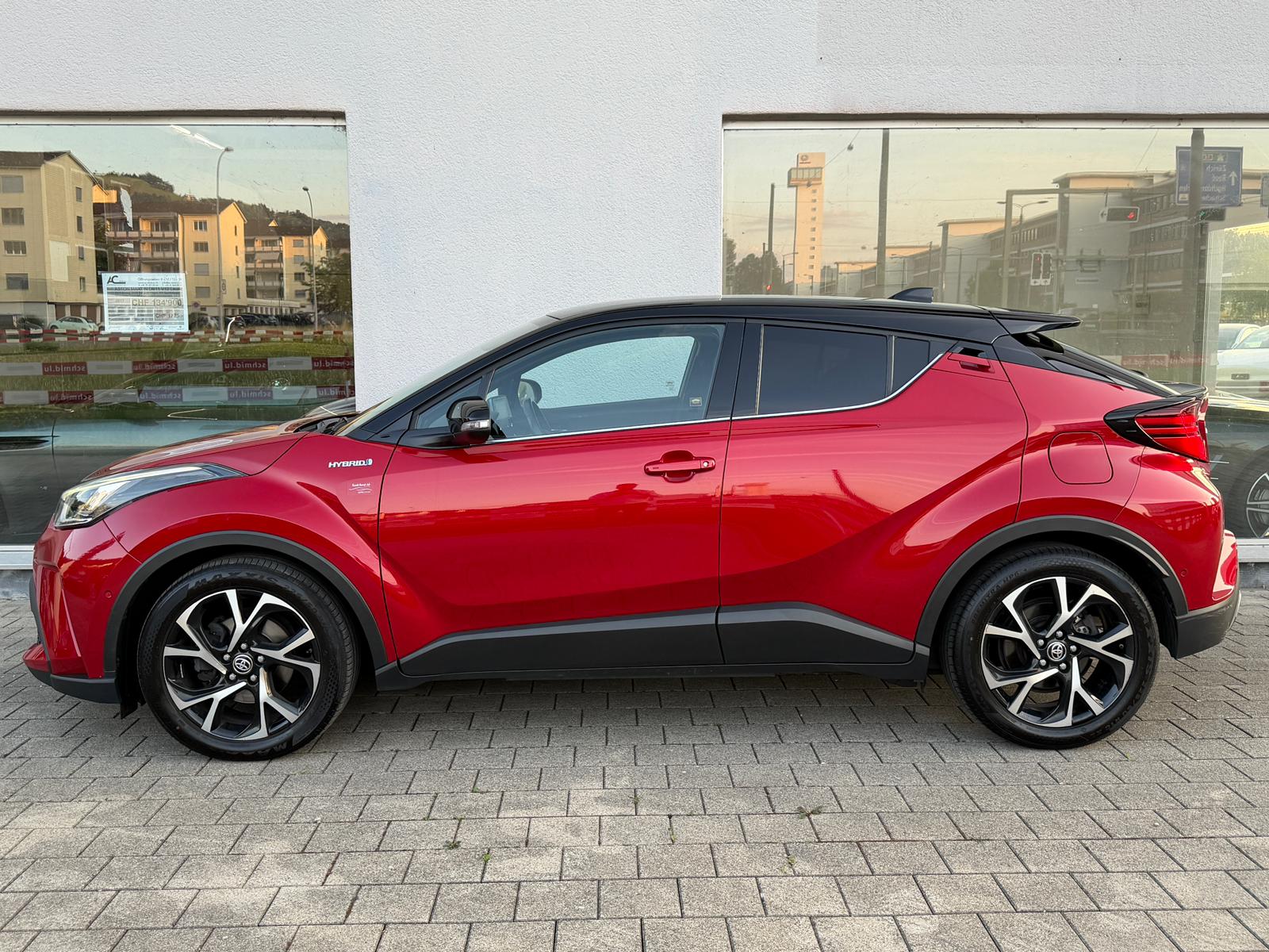 TOYOTA C-HR 2.0 HSD CVT Premium-image-2