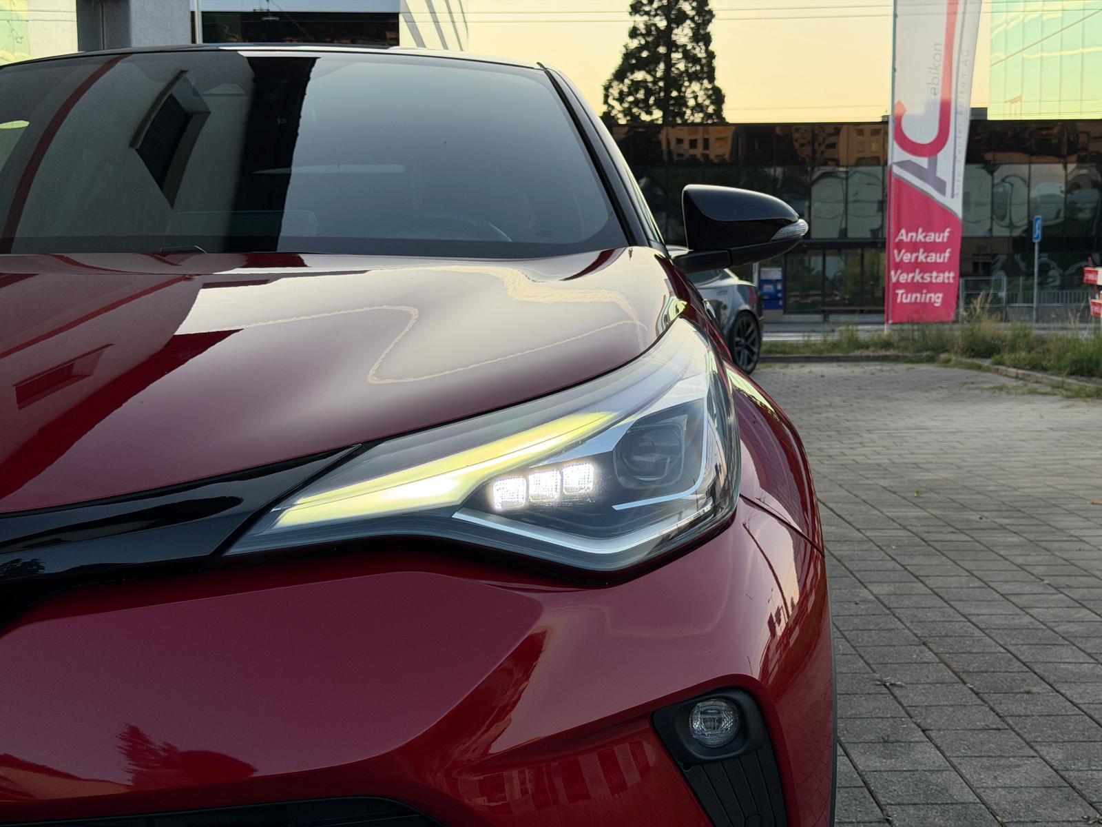 TOYOTA C-HR 2.0 HSD CVT Premium-image-5
