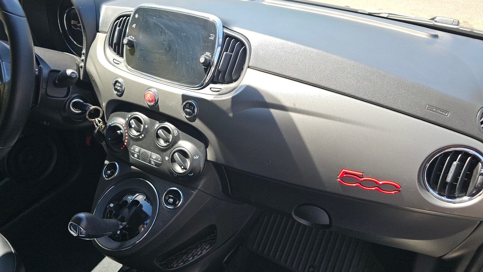 FIAT 500C 0.9 Twinair S Dualogic-image-9